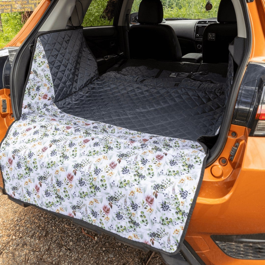 Evergreen Car Boot Cover with Drawstring Bag